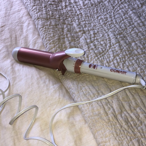 Conair Curling Iron - Picture 1 of 1
